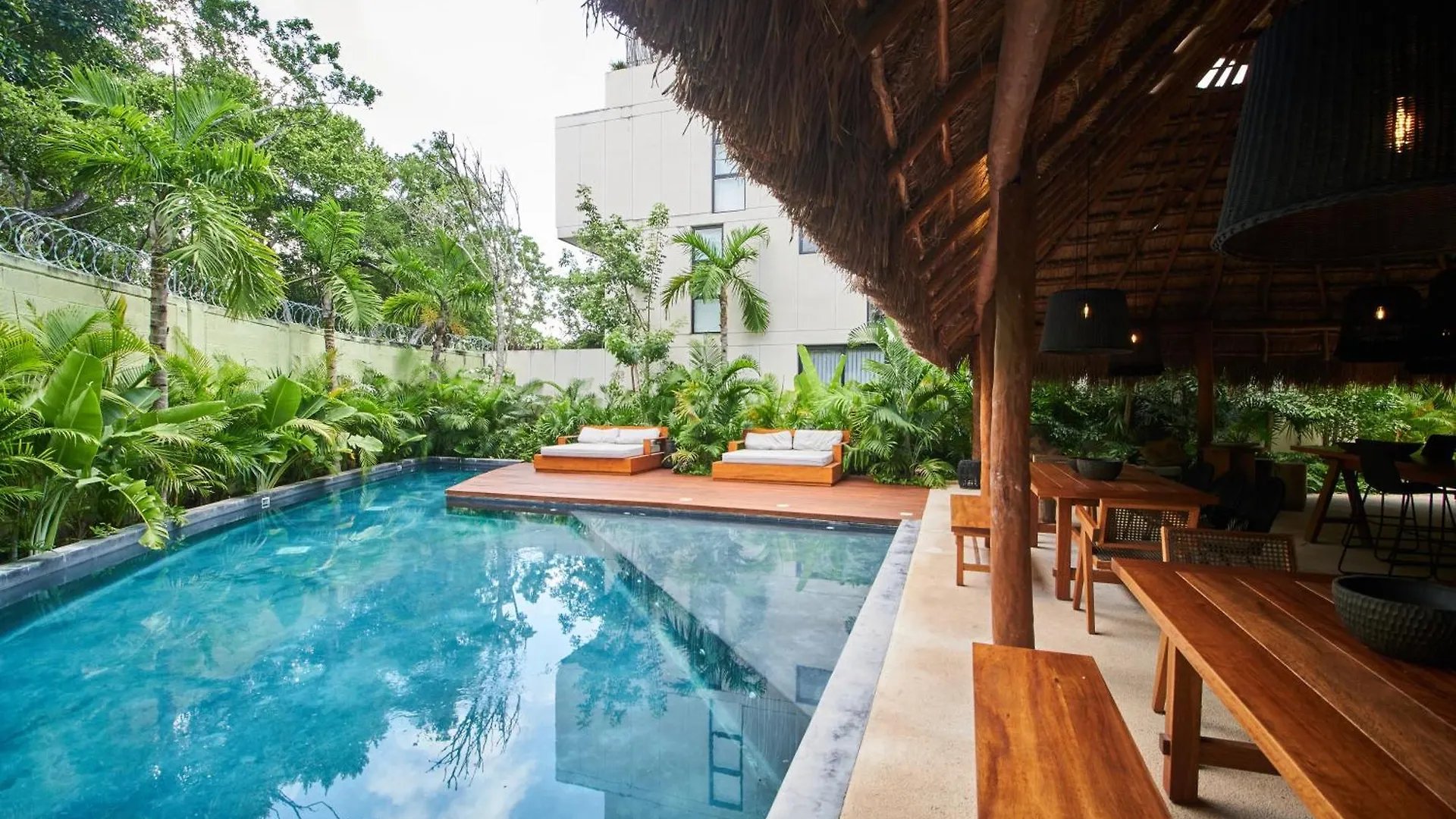 Aldea Zama Oasis: Private Pool Apartment with 24/7 Security Tulum